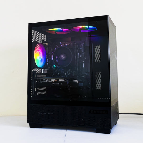 HunterWorks Budget Gaming PC - Build 001