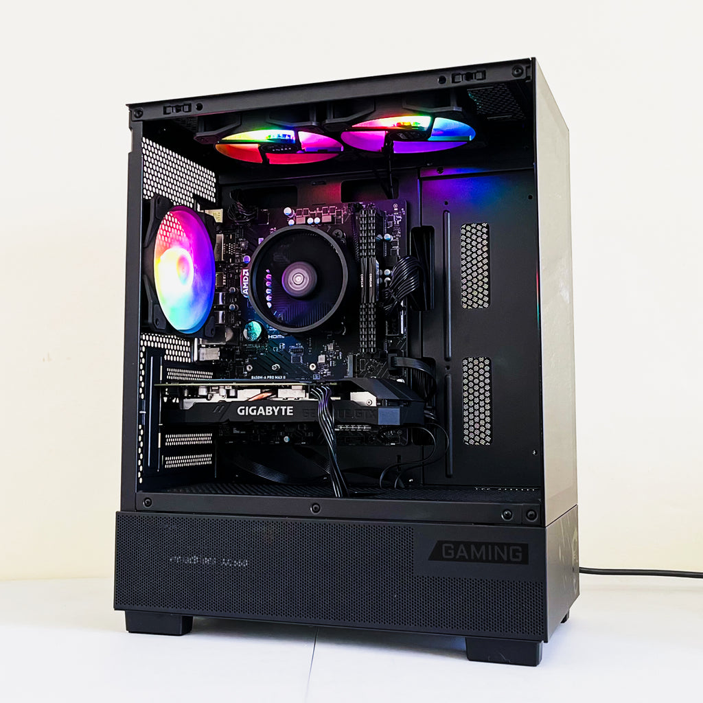 HunterWorks Budget Gaming PC - Build 001